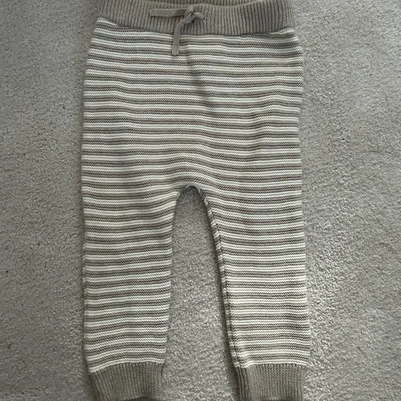 NEW Baby Knit Sweater, Pants Set - Picture 4 of 5